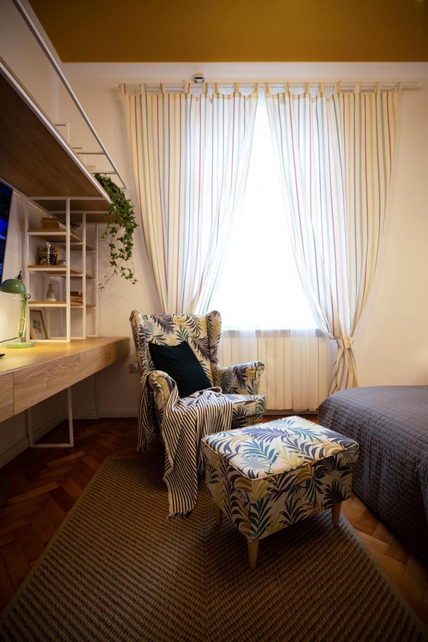 Yellow Apartment クルージュ＝ナポカ エクステリア 写真