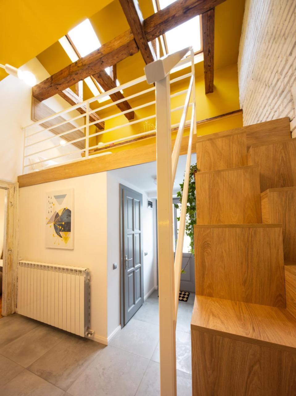 Yellow Apartment クルージュ＝ナポカ エクステリア 写真